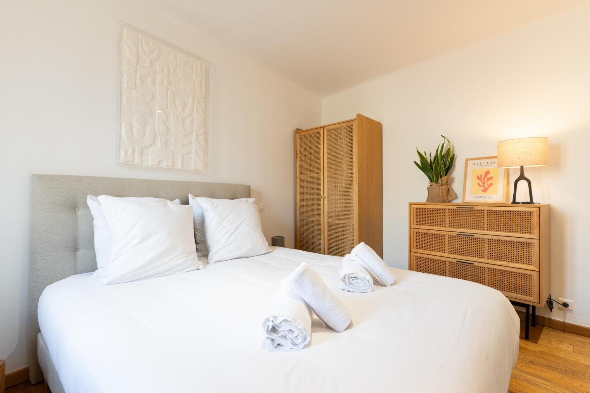 Appartement Place Des Lices Сен-Тропе Экстерьер фото